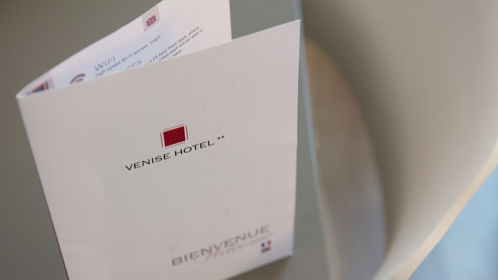 Hotel De Venise Париж Екстериор снимка