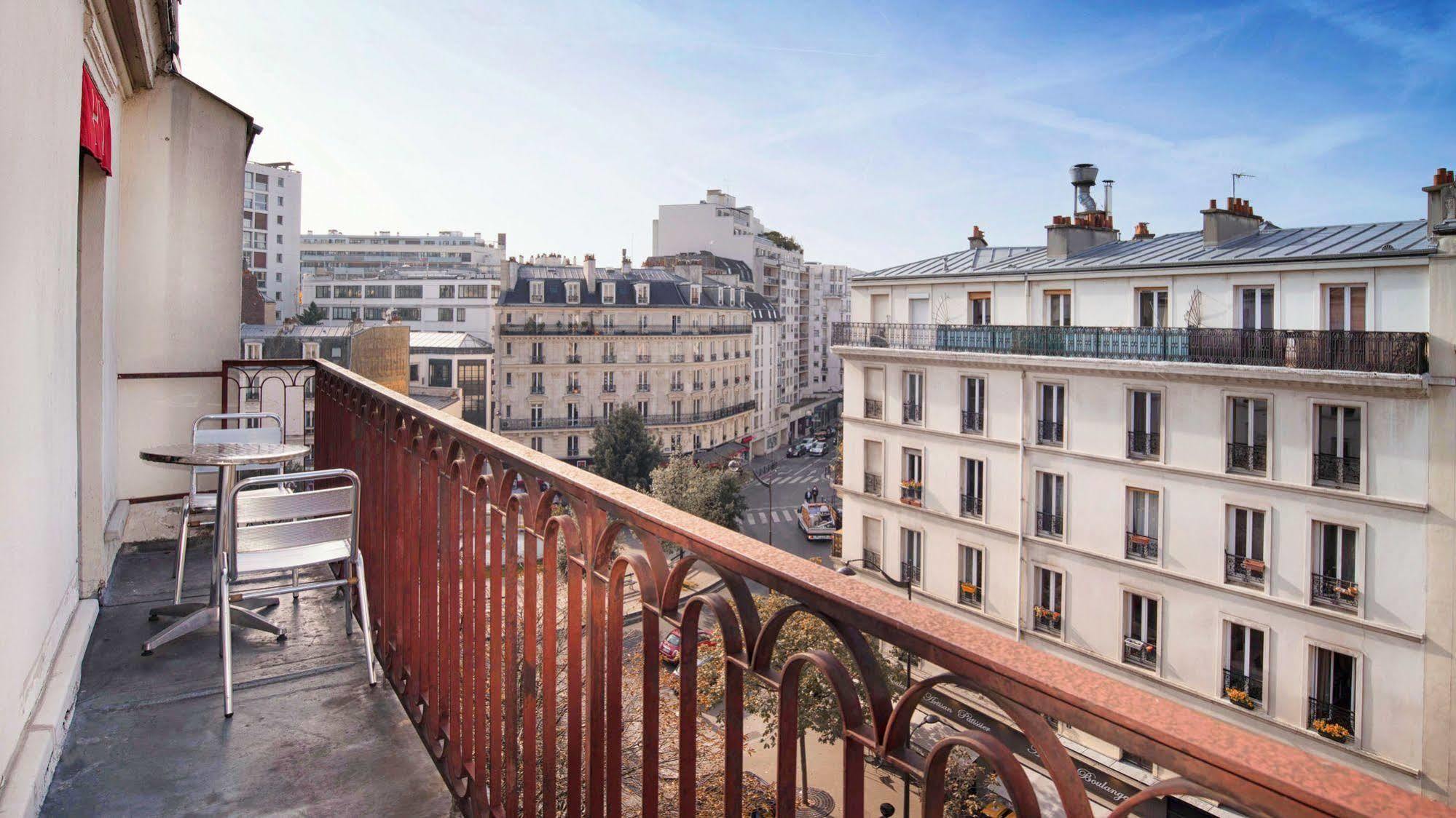 Hotel De Venise Париж Екстериор снимка